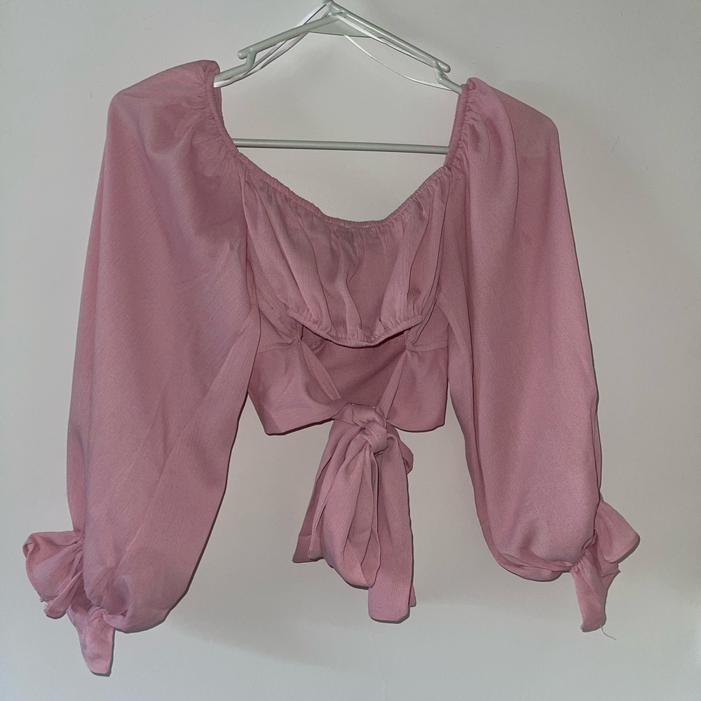Cute pink crop top - Picture 2 of 2